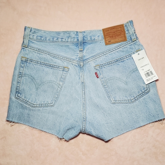 Levi’s 501 denim shorts, size 26 - Picture 6 of 12